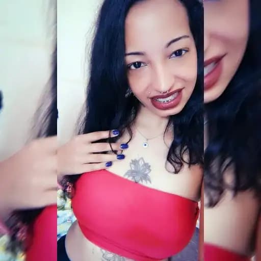 Mujeres Posando — 2