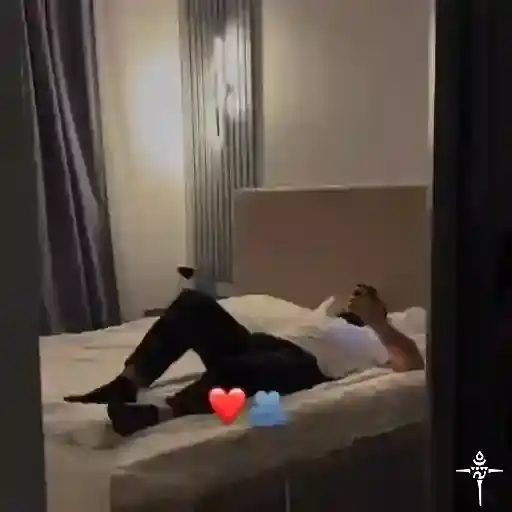 Cenas de Casal no Quarto — 3