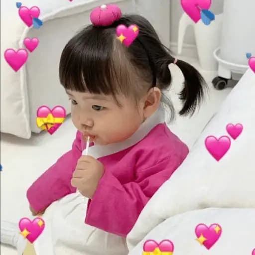 Niña Linda Corazones — 1