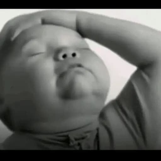 Bebé Pensativo — 4