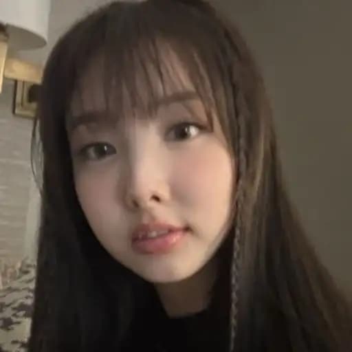 Chica Misteriosa — 1