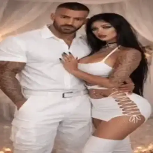 Pareja Enamorada — 3