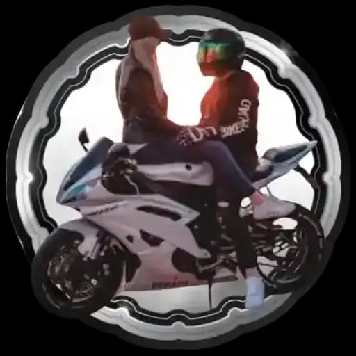 Pessoas em Motos — 3